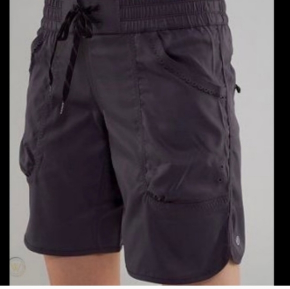 lululemon athletica Other - Lululemon Paradise Long Board shorts Sz 8. EUC!